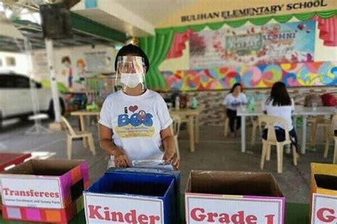 DepEd to review policies on public school districting.